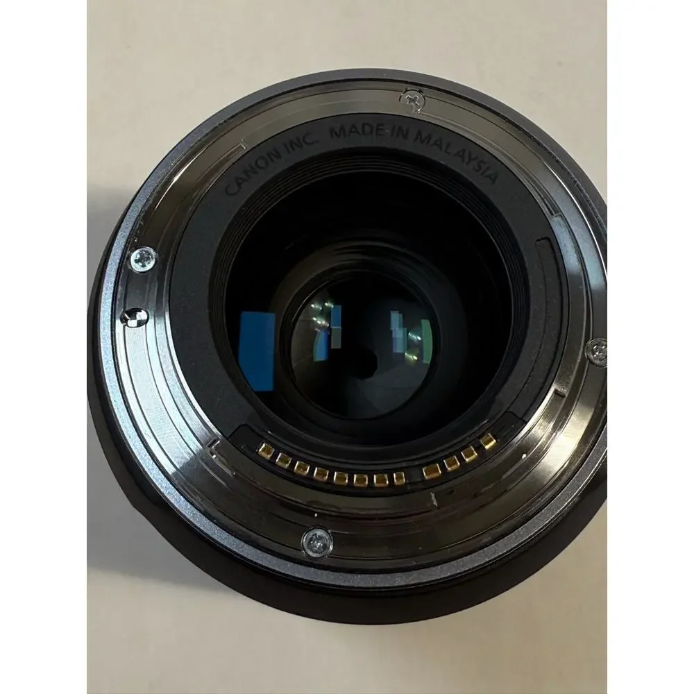 Canon RF85mm F2 Macro Is STM Lens for Canon RF Mount Excellent Condition